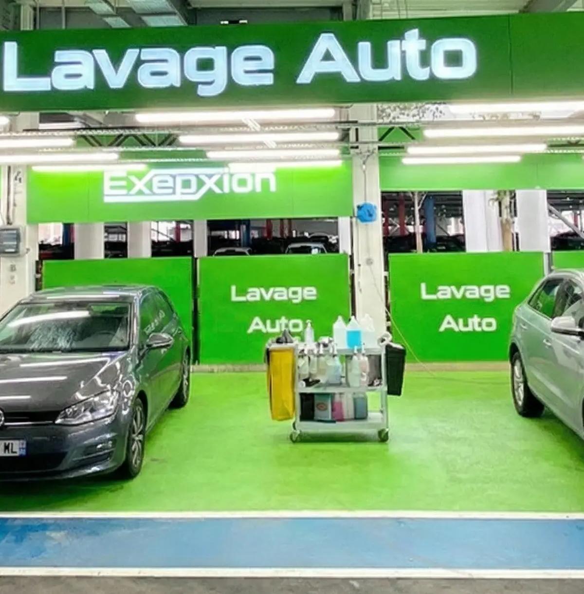 Centre de nettoyage voiture Lavage auto Rosny-sous-Bois - Westfield Rosny 2 à Rosny-sous-Bois - À la main