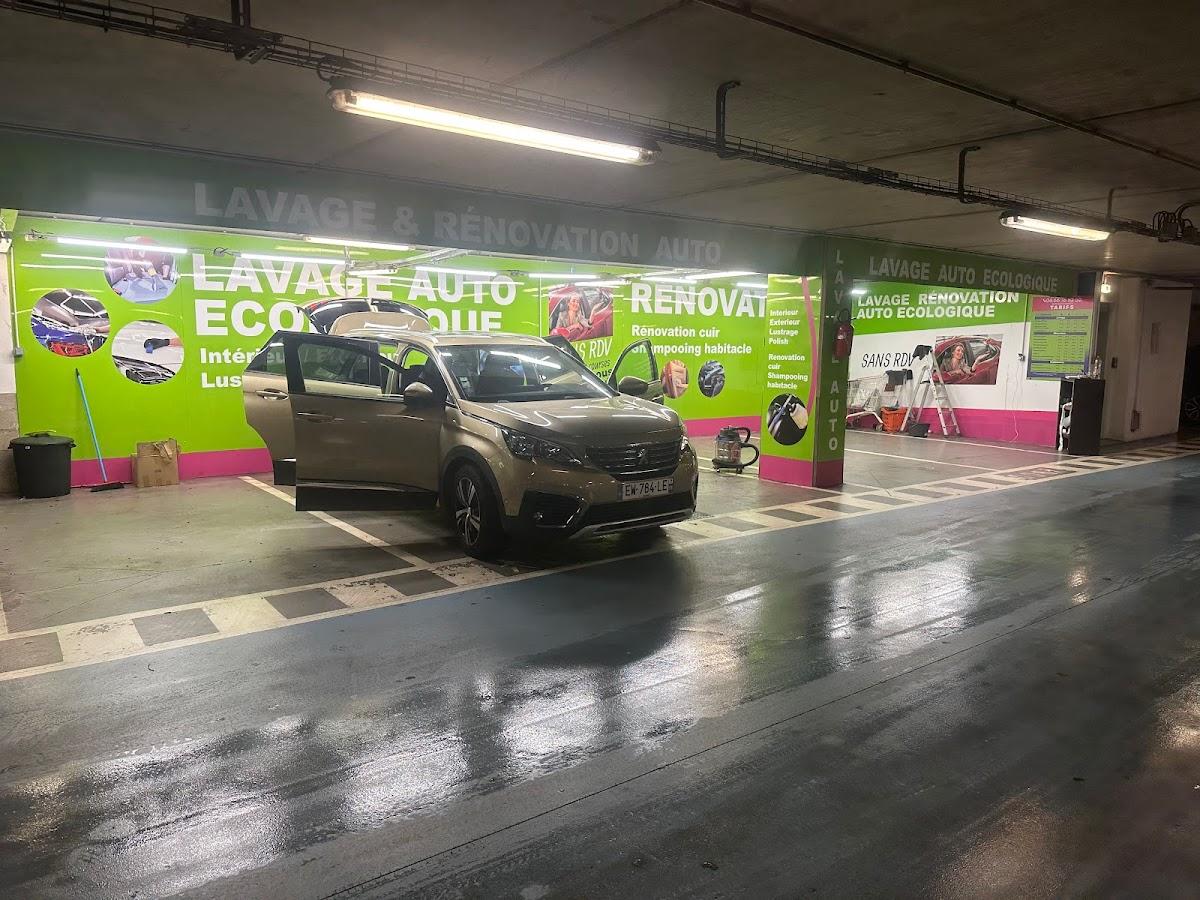 Centre de nettoyage voiture Lavage à la main Rosny-sous-Bois Domus à Rosny-sous-Bois - À la main